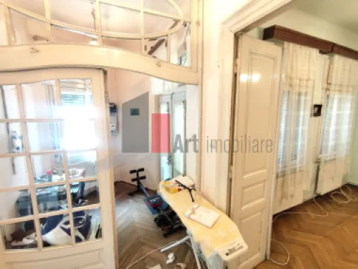 Casa/Spatiu Comercial de inchiriat in zona Eminescu/Romana