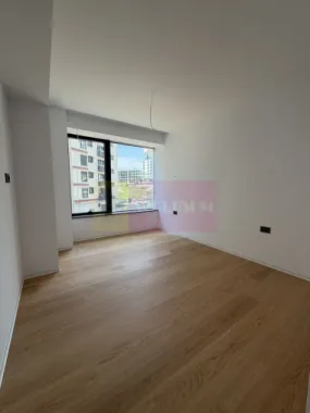 Apartament 4 camere ONE LAKE CLUB