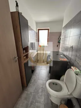 Apartament cu 2 camere, decomandat, 70 mp | Torontal | Investitie |