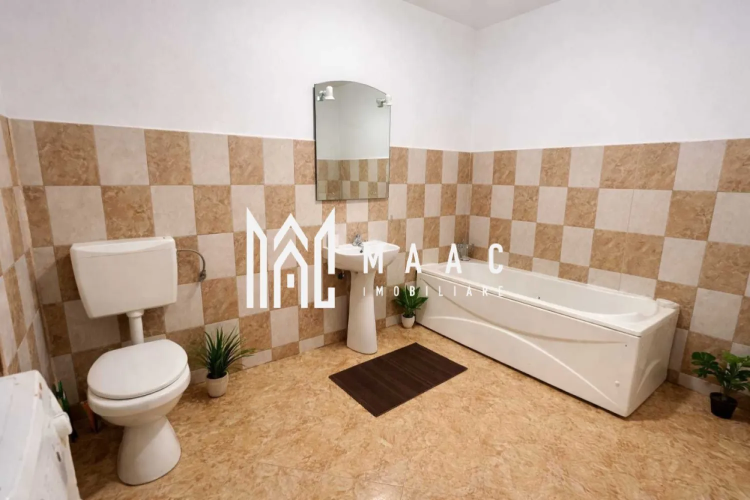 Apartament 2 camere | Parter | 64 MP | Decomandat | Selimbar - MAAC Imobiliare vă prezintă un apartament cu 2 camere, situat în Șelimbăr, într-o zonă liniștită și apreciată, cu acces rapid către Sibiu, Shopping City Sibiu și autostradă.

Locuința este poziționată la parterul unui imobil cu regim de înălțime P+3 și beneficiază de o suprafață utilă de 64 mp, fiind ideală atât pentru locuit, cât și pentru investiție.

Apartamentul este decomandat și are o compartimentare practică:
Living 
Dormitor 
Bucătărie închisă
Baie cu cadă
Hol de acces.

Dotări și beneficii:
Centrală termică proprie cu calorifere
Geamuri termopan
Se vinde complet mobilat și utilat
Disponibil pentru mutare imediată

Zona oferă liniște și acces facil către magazine, centre comerciale, mijloace de transport și principalele puncte de interes din Sibiu și Șelimbăr.

Pentru mai multe detalii sau pentru programarea unei vizionări, vă rugăm să ne contactați și să menționați ID-ul proprietății: CP3086731