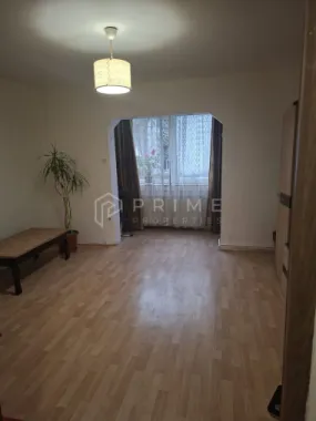 Apartament cu 3 camere | parter | zona Dambu Pietros