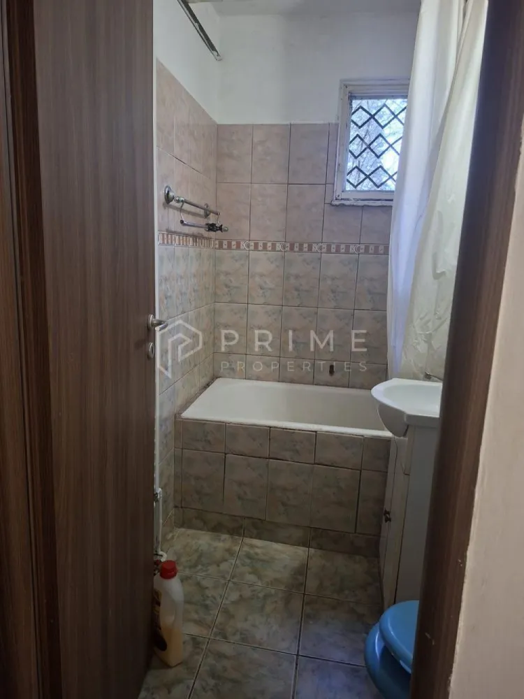 Apartament cu 3 camere | parter | zona Dambu Pietros