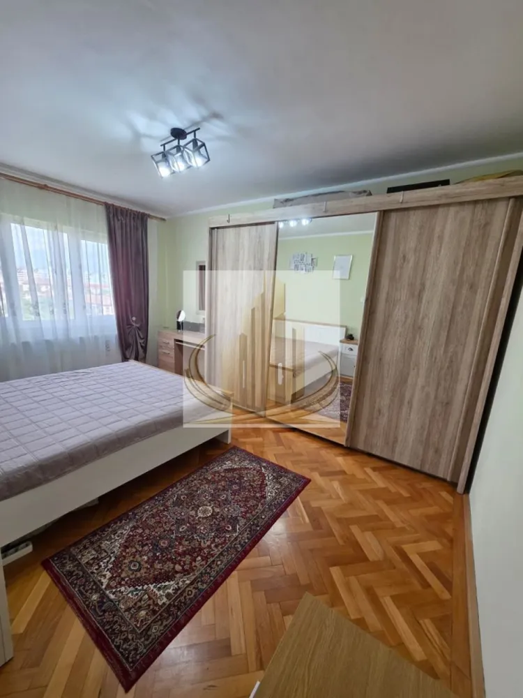 Apartament 3 camere de vânzare – Gheorghe Lazăr