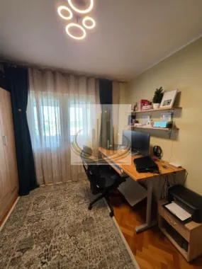 Apartament 3 camere de vânzare – Gheorghe Lazăr