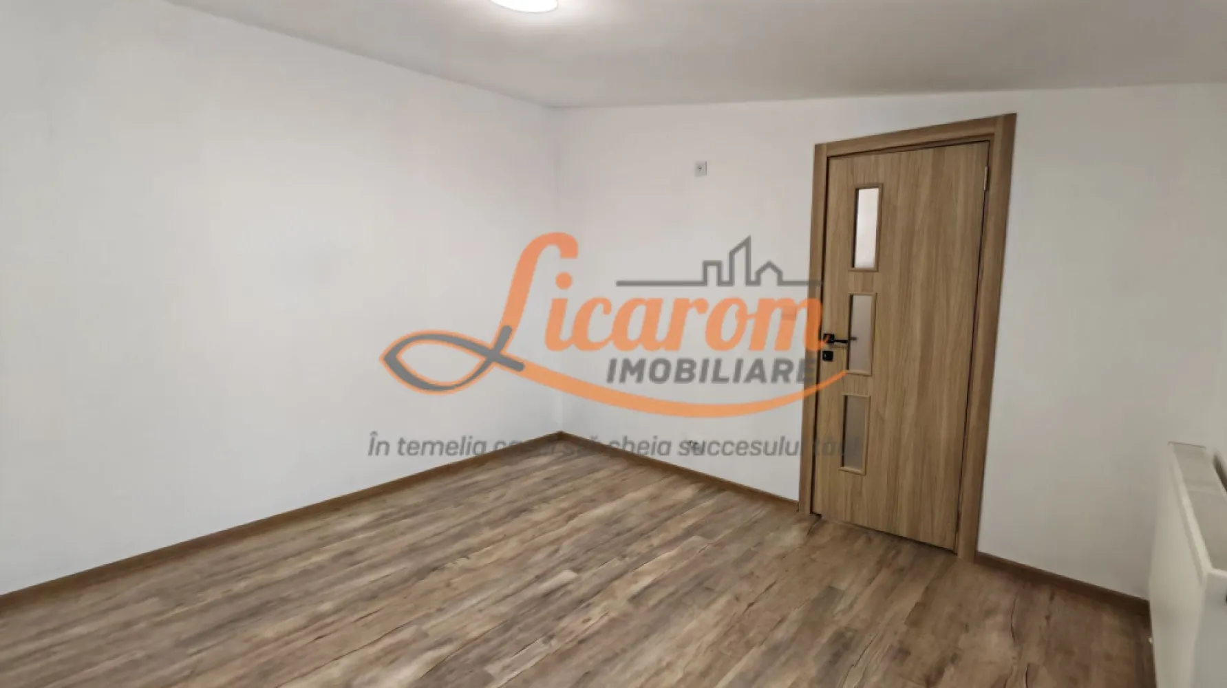 Casa P+E zona Astra-Racadau,4 camere,curte comuna.Comision 0