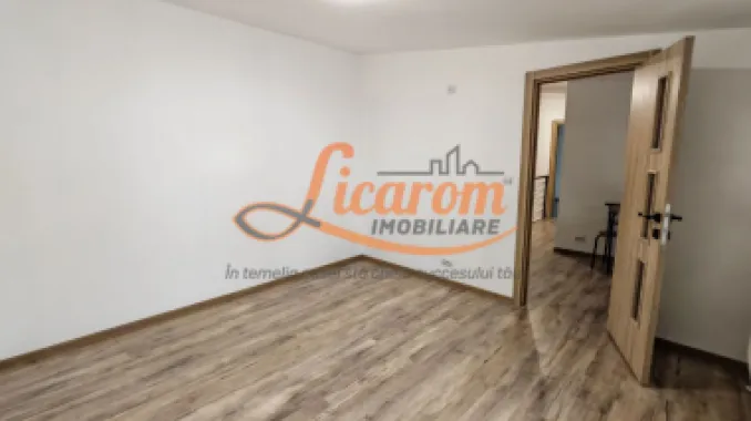 Casa P+E zona Astra-Racadau,4 camere,curte comuna.Comision 0
