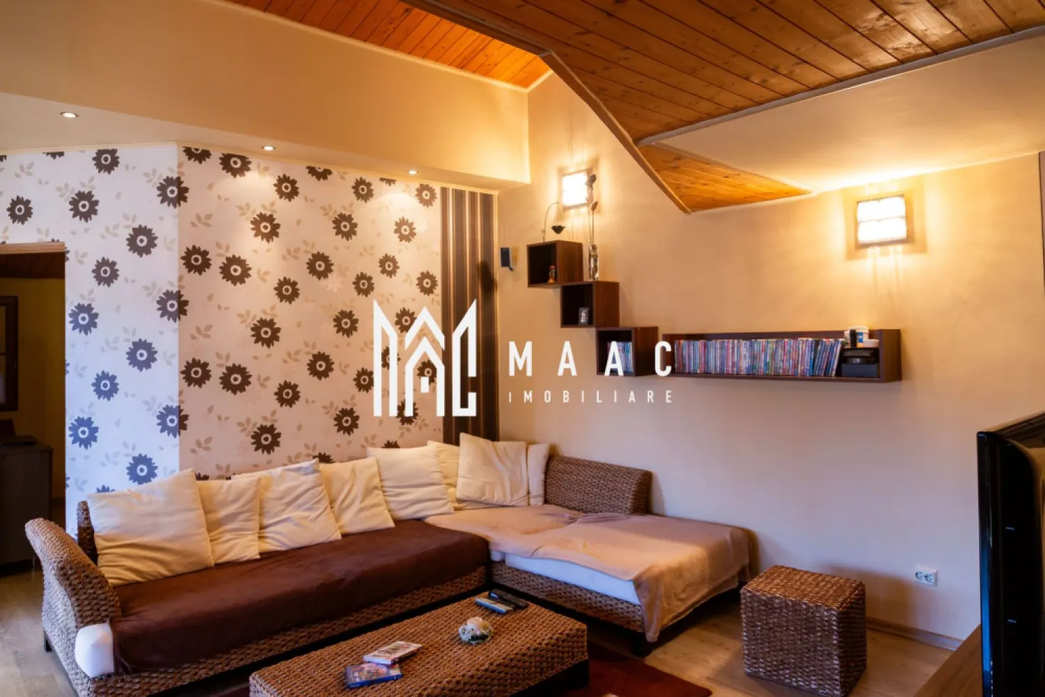 Casa 6 camere | P+M | Curte | 270 MPU | Zona Centrala