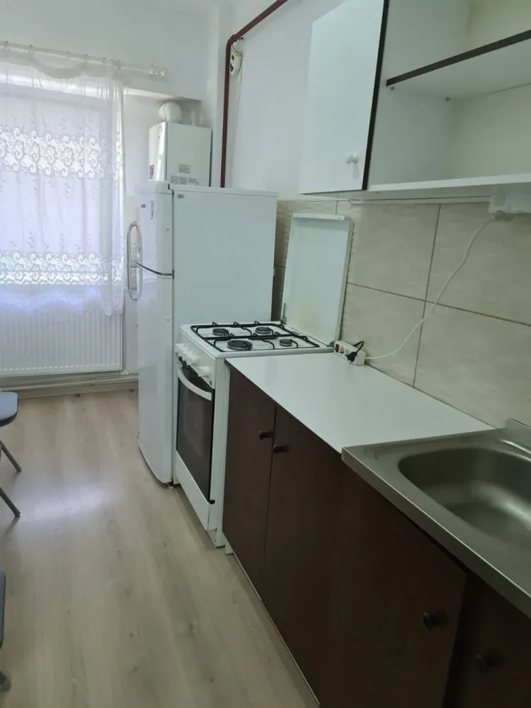 De vanzare apartament cu o camera, parter, I.C.Frimu 43.000 euro
