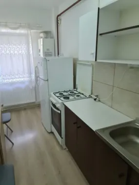 De vanzare apartament cu o camera, parter, I.C.Frimu 43.000 euro