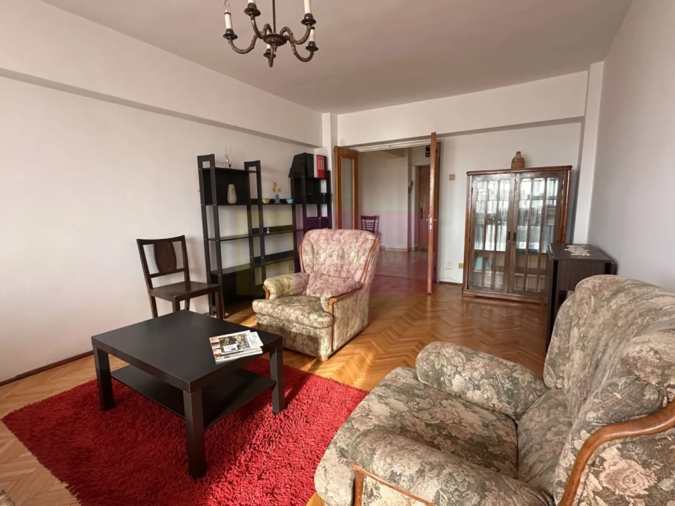 Apartament 2 camere Bulevardul Unirii-Union Plaza - Compania imobiliara Apulum94 va propune un apartament de doua camere situat in Bulevardul Unirii-Union Plaza confort 1 sporit ,decomandat,70 mp , 2 balcoane ,mobilat clasic, masina de spalat, frigider , aragaz.
 Pentru mai multe detalii sau o eventuala vizionare va rog sunati la numarul de telefon 0733683454-Dorin Dinu /Apulum 94.