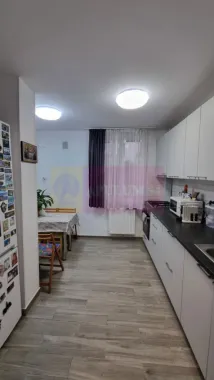 Apartament 3 camere 3/4 -Piata Resita