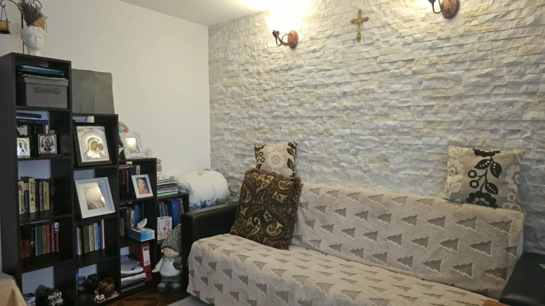 De vanzare casa in comuna Pechea, 165.000 euro negociabil