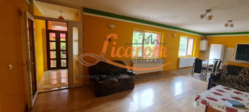 Casa individuala cu 2 apartamente, 6 camere,teren 403 mp,ASTRA.