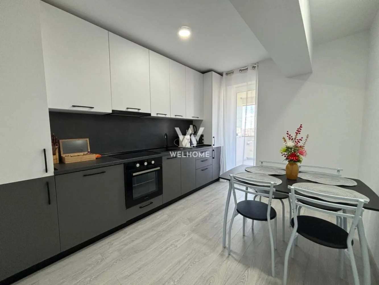 Apartament 2 camere, 2 terase cu priveliște spre munți - Doamna Stanca