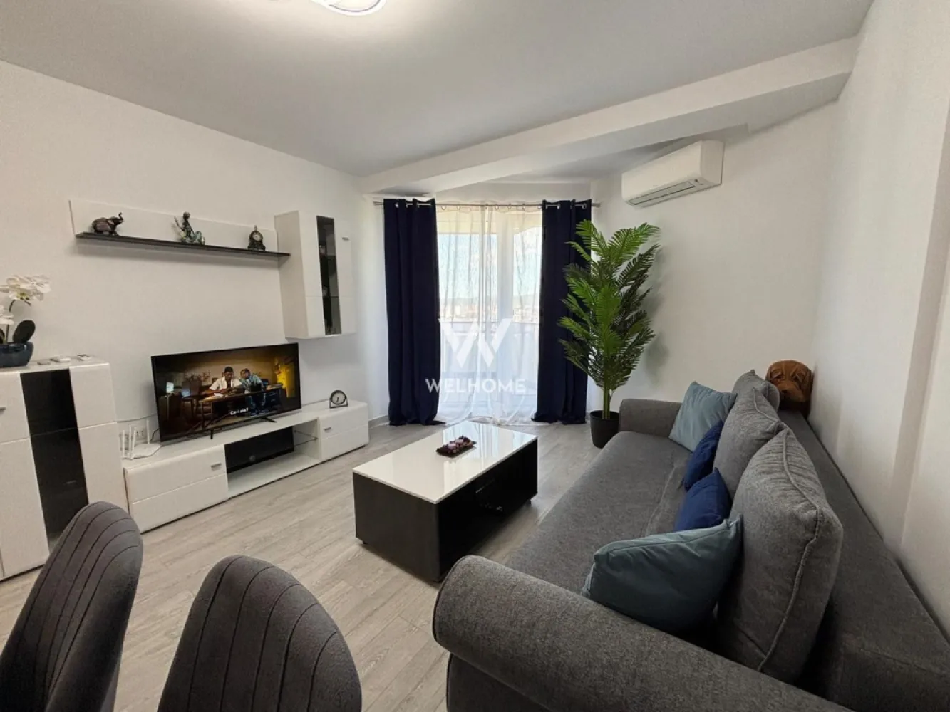 Apartament 2 camere, 2 terase cu priveliște spre munți - Doamna Stanca