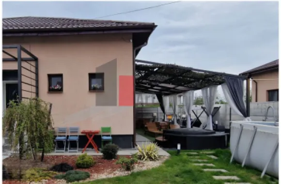 Vanzare casa moderna cu piscina si zona de fitness --Mihailesti