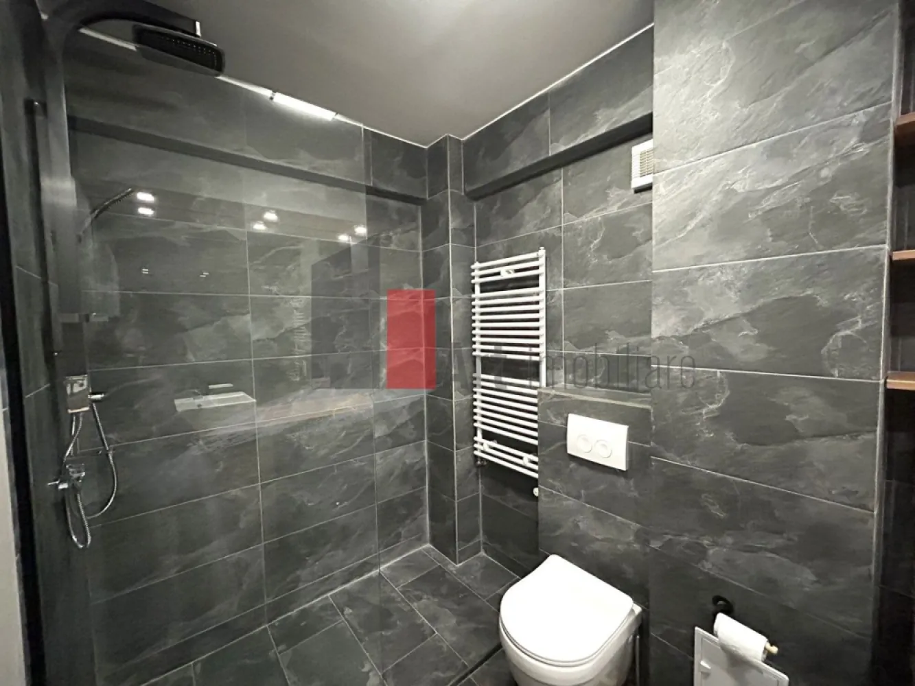Apartament 3 camere tip Duplex - zona Calea Calarasilor/Matei Basarab