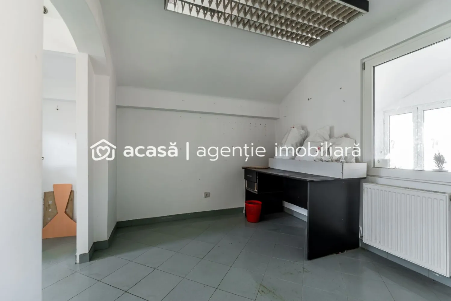 Casa ideală pentru familie: școală la 3 min. Zonă foarte liniștită.