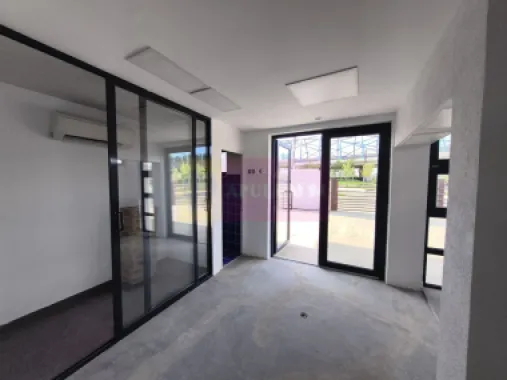 Spațiu comercial pretabil minimarket lângă Pasajul Theodor Pallady