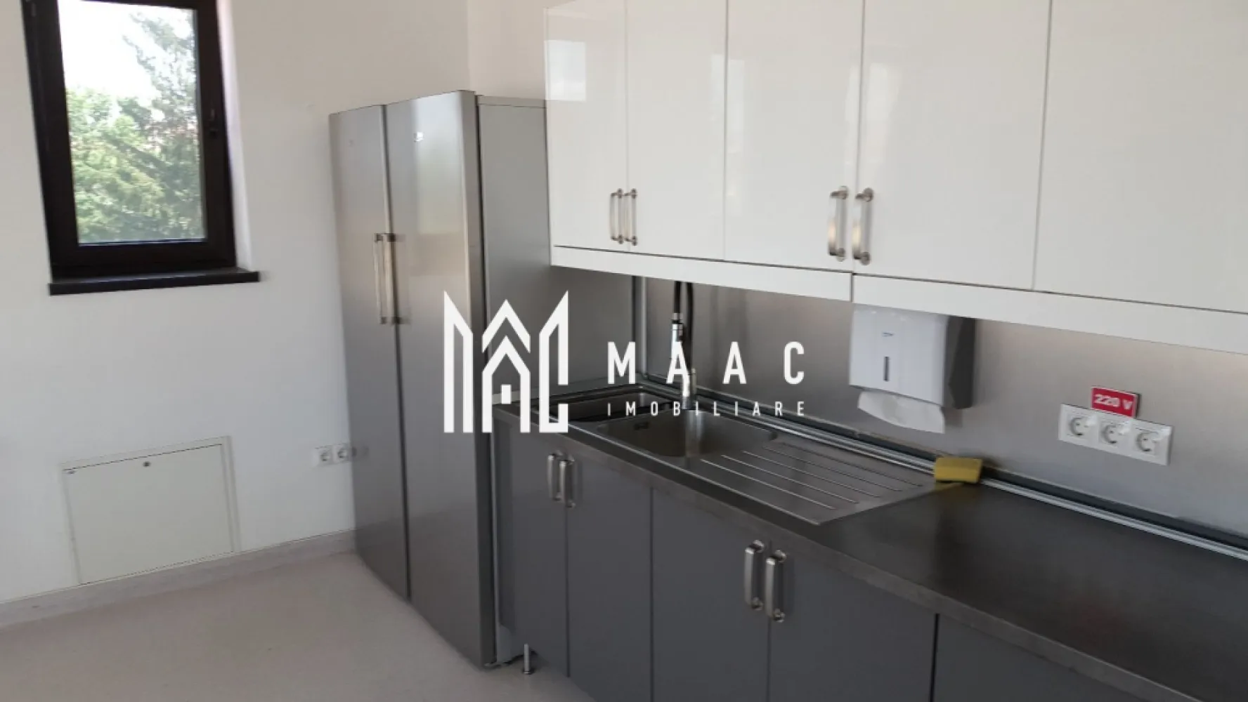 Spațiu comercial | 3 etaje | 950 mp | Ultracentral