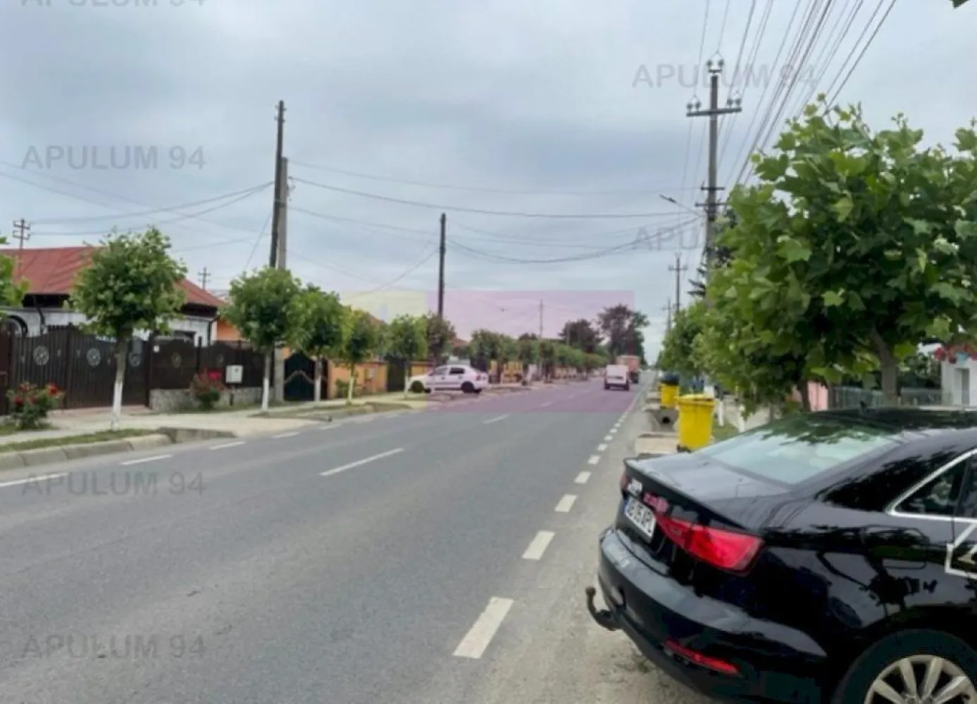 Teren Domnesti- Mega Image. - Compania imobiliara Apulum 94 va propune un teren situat stradal pe Soseaua Alexandru Ioan Cuza, in apropiere de Mega Image Domnesti. 
Terenul are o deschidere stradala de 4,5 ml, iar dupa aproximativ 60 metri se lateste la 13 ml. 
Terenul este racordat la curent, iar apa, gazul si canalizarea sunt in fata terenului. 
Pentru vizionare si mai multe detalii nu ezitati sa ma contactati pe nr 0733683446- Laura Ionescu.