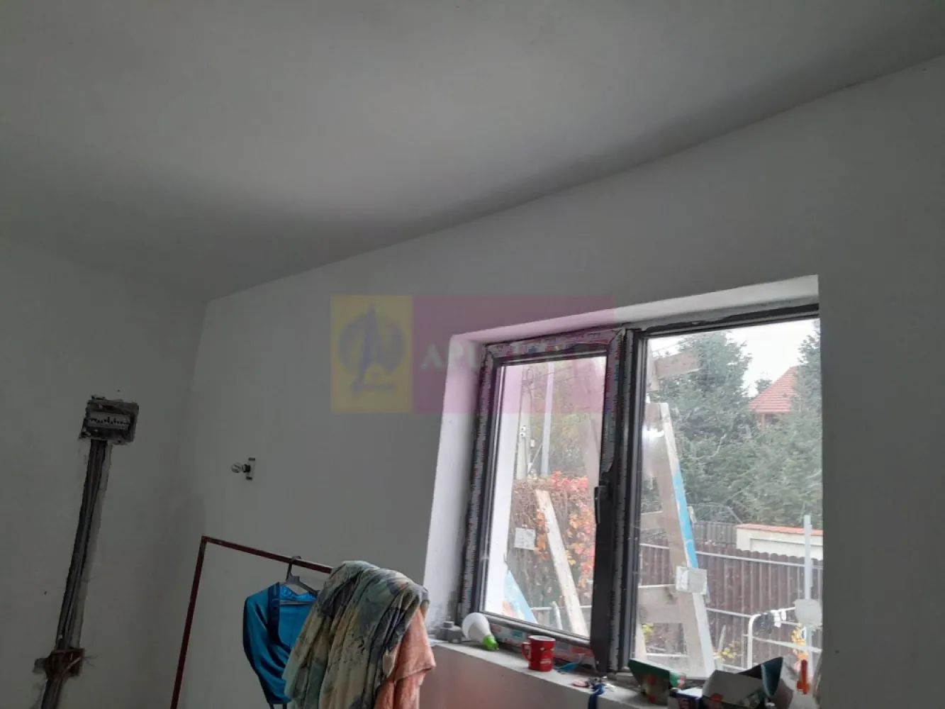 VANZARE CASA 3 CAM IN GIULESTI