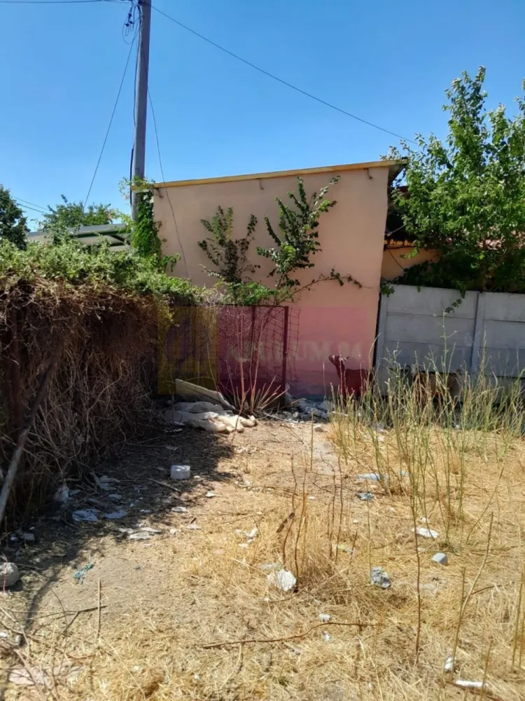 DE VANZARE TEREN 1800 MP IN SAT TEISORI (GR) - Compania imobiliara Apulum94 are placerea de a va propune spre vanzare un teren de 1800 mp situat in sat Teisori, deschidere 20 ml.

Terenul este intravilan si este pretabil pentru multiple variante.

Utilitatile sunt prezente langa teren.

Pentru mai multe detalii despre oferta prezentata sau alte oferte similare, astept cu maxim interes sa ma contactati la numarul de telefon din anunt sau pe Whatsapp

Cu respect,

Agent Imobiliar Aurelian Popescu / 0.7.3.3.6.8.3.4.5.6.

Apulum94 – Un partener de cursa lunga!