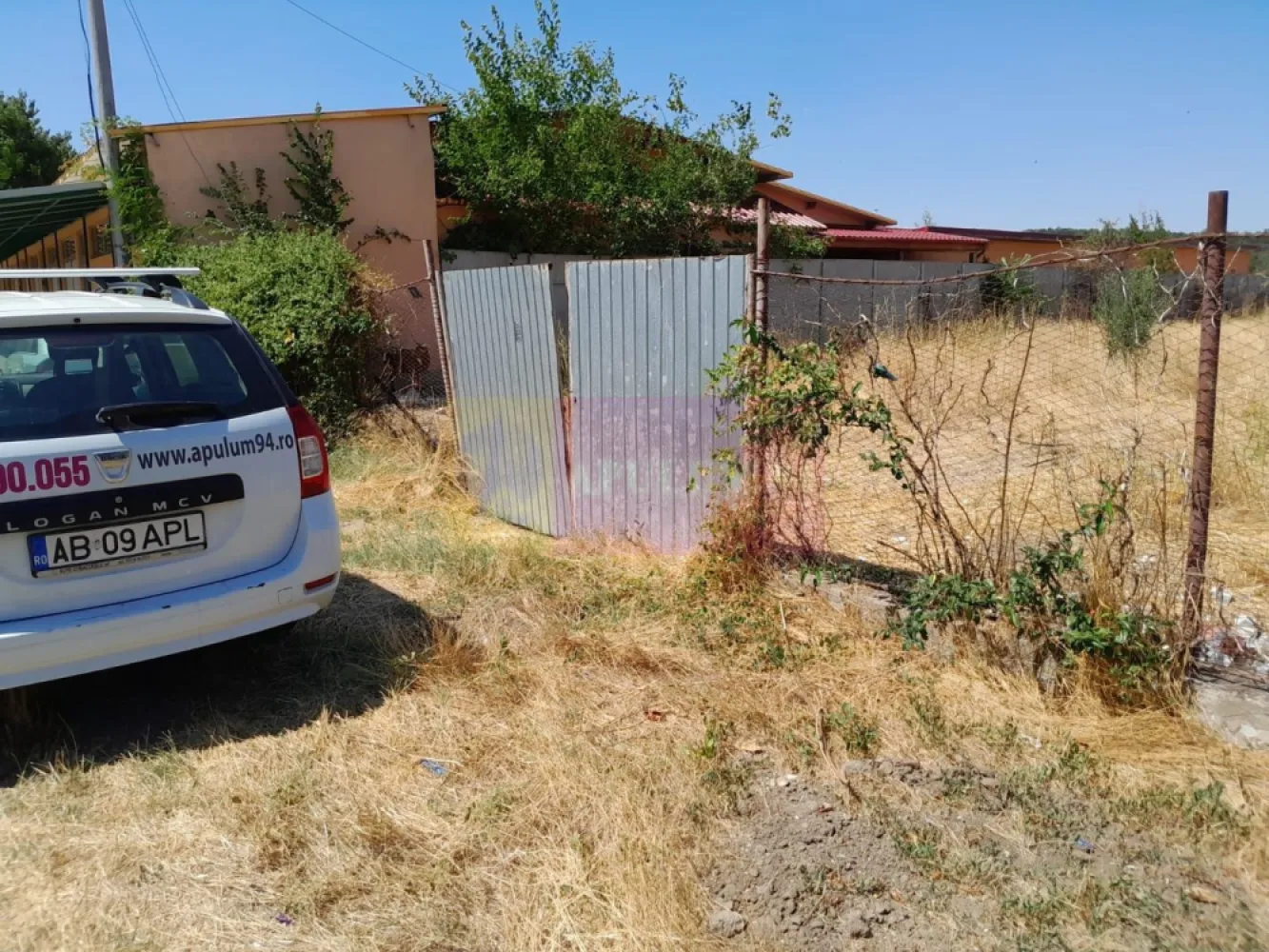 DE VANZARE TEREN 1800 MP IN SAT TEISORI (GR) - Compania imobiliara Apulum94 are placerea de a va propune spre vanzare un teren de 1800 mp situat in sat Teisori, deschidere 20 ml.

Terenul este intravilan si este pretabil pentru multiple variante.

Utilitatile sunt prezente langa teren.

Pentru mai multe detalii despre oferta prezentata sau alte oferte similare, astept cu maxim interes sa ma contactati la numarul de telefon din anunt sau pe Whatsapp

Cu respect,

Agent Imobiliar Aurelian Popescu / 0.7.3.3.6.8.3.4.5.6.

Apulum94 – Un partener de cursa lunga!
