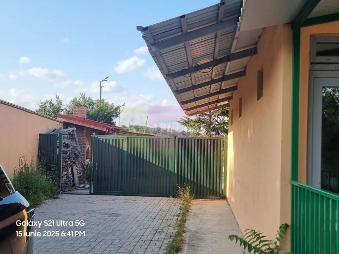 DE VANZARE CASA 10 CAM IN SAT TEISORI (JUD. GIURGIU)