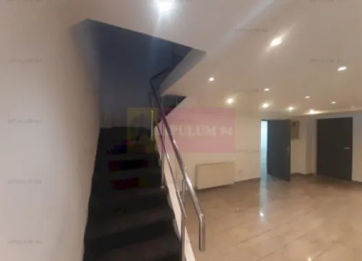 Spațiu zona Bulevardul Unirii - Zepter