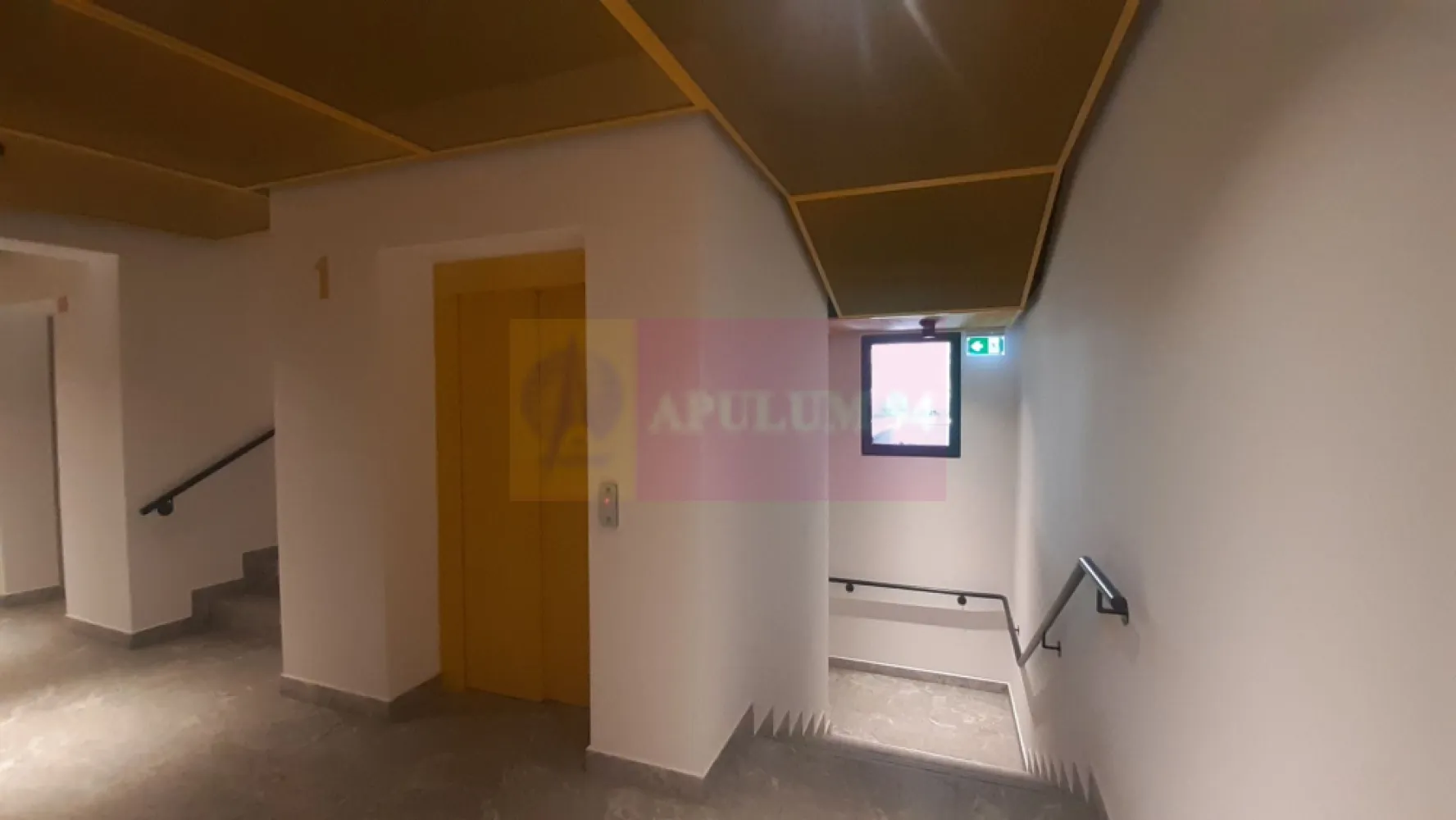 Studio Ultracentral 2025