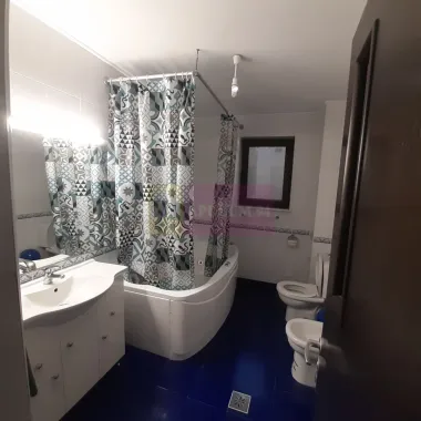 Două vile tip duplex de închiriat - zona Antiaeriană