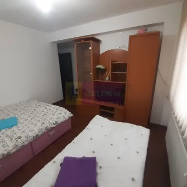Două vile tip duplex de închiriat - zona Antiaeriană