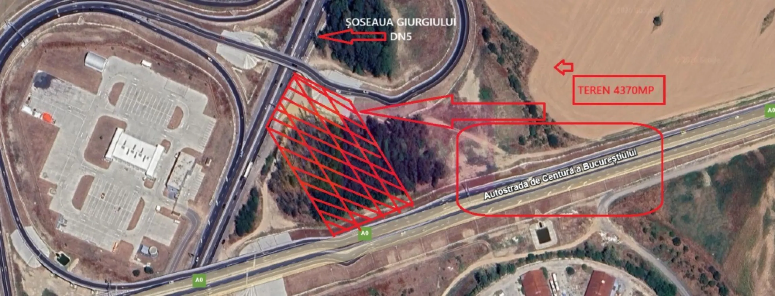 Teren la Joncțiunea dintre A0 și DN5 - Vă oferim posibilitatea de a achiziționa la preț bun un teren situat între A0 - Centura secundară a capitalei (de viteză) și DN5 - Șoseaua Giurgiului, un teren compact de 4370mp, cu front stradal de peste 30ml la drum de acces, avem o latură care se învecinează direct cu DN5 - Șoseaua Giurgiului. Terenul se află în extravilanul localității 1 Decembrie și pe teren sunt arbori maturi, terenul face parte din pâlcul de pădure de pe partea dreaptă cum venim spre București care a fost afectat de construcția A0. Amplasamentul este punctul forte al acestei proprietăți. Pentru a edifica orice contrucție pe acest teren sunt necesare aprobări de la CNAIR și trebuie făcut PUZ ceea ce implică costuri suplimentare, deasemenea, terenul fiind în extravilan se va respecta procedura de preemțiune. Efortul însă merită! Terenul este foarte bine amplasat. Pentru mai multe detalii și programarea de vizionări nu ezitați să contactați consultantul imobiliar. La vizionare se semnează contractul de prestări servicii iar comisionul agenției este de 3%+TVA din prețul final agreat la tranzacționare.
