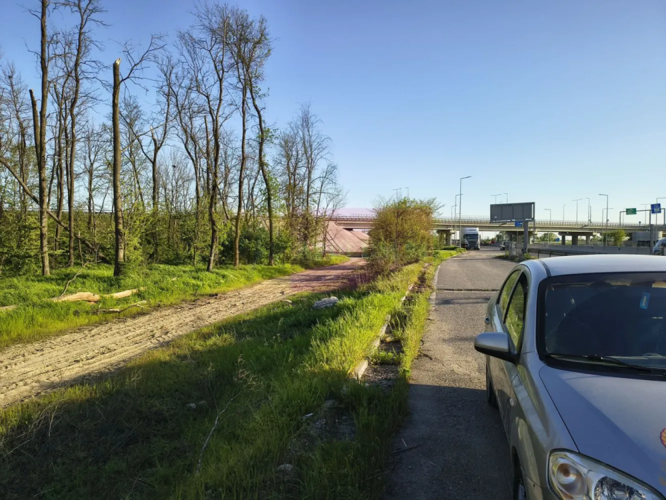 Teren la Joncțiunea dintre A0 și DN5