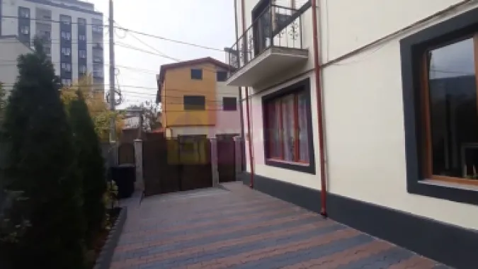 Vilă de închiriat în zona Mihai Bravu