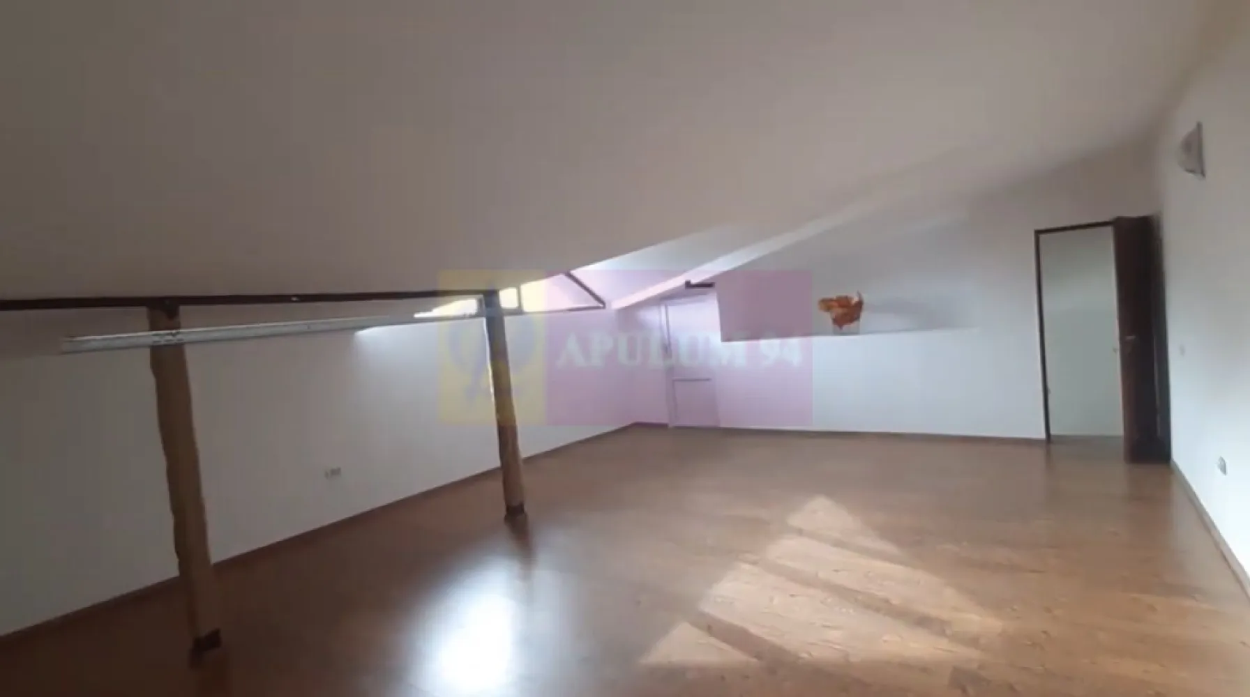 Vilă de închiriat în zona Mihai Bravu