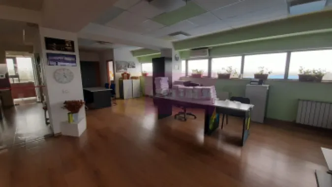 Showroom în Sudul Bucureștiului