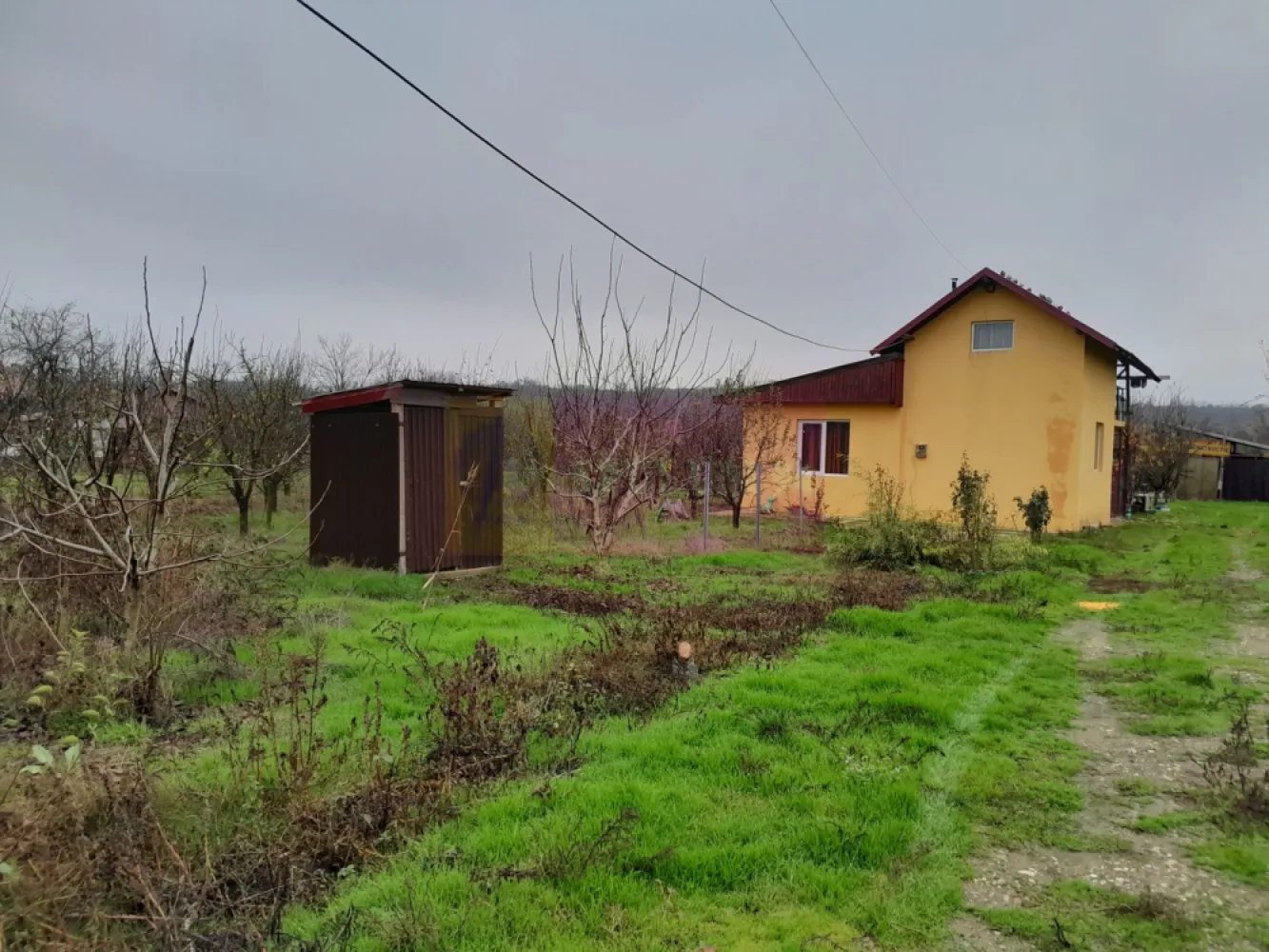 De vanzare casa +teren 16k mp in BARCANESTI / IL - Compania Apulum94 are placerea sa va aduca in atentie spre achizitie o proprietate frumoasa si generoasa ca spatiu, pozitionata langa drumul judetean ce traverseaza localitatea Barcanesti din jud. Ialomita..

Pentru relatii si / sau stabilire intalnire pentru vizionare obiectiv astept mesajele dvs cu maxim interes.

Aurelian Popescu
Agent imobiliar 
Apulum94 - Un partener de cursa lunga!