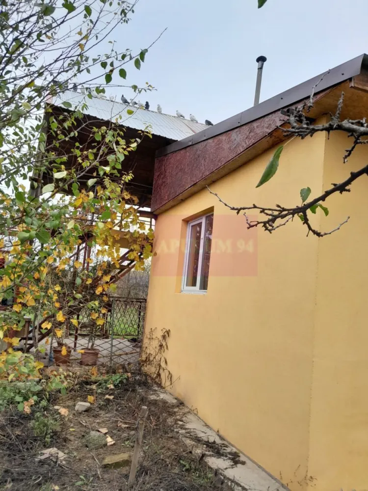 De vanzare casa +teren 16k mp in BARCANESTI / IL