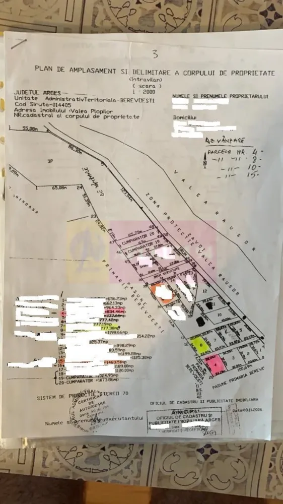 teren de vz in Berevoiesti / AG ( zona pensiunii Perla Rausor) - Compania imobiliara Apulum94 are placerea de a va propune spre vanzare un teren situat in comuna Berevoiesti / Arges, aflat intr-o zona verde cu aer curat la 50 de metri de piriul Riusor care izvoraste din Muntii Iezer - Papusa.

Zona ofera multiple oportunitati turistice, terenul fiind situat in proximitatea pensiunii Perla Rausor, terenul este intravilan , construibil si poate beneficia in apropiere de toate utilitatile disponibile : apa gaz si curent electric.

In zona se afla multe pensiuni , pastravarii si casa de vinatoare din zona Bratia - Riusor intre localitatile Cimpulung Muscel si Curtea de Arges.

Cu o deschidere de 29 ml, terenul de 834 mp este drept, usor de amenajat si perfect pentru o locuinta de vis, o cabana rustica sau o investitie in turism. 

Avantajele esentiale sunt: un cadru natural spectaculos si oportunitati multiple. Sintetizez cateva oportunitati mai jos:
- Casa sau cabana de vacanta 
- Camping - atractie pentru turistii iubitori de aventura;
- Parcare pentru rulote si autorulote 
- Pensiune sau casute de inchiriat 

Amintesc cateva atractii turistice de neratat in apropiere:
_ Canionul Valea lui Stan - o experienta spectaculoasa pentru iubitorii de drumetii; Cascada Capra - una dintre cele mai frumoase cascade din Romania; Manastirea Aninoasa, Manastirea Slanic, Manastirea Corbii de Piatra; Manastirea Curtea de Arges; Cetatea Poienari - legendarul refugiu al lui Vlad Țepes; Cascada Șapte Izvoare (Muntii Bucegi) ; Cheile Brateiului (Muntii Bucegi) - peisaje salbatice si trasee de poveste; Lacul Satic - perfect pentru relaxare si pescuit; Barajul si Lacul Vidraru; Varful Moldoveanu - cel mai inalt varf din Romania; Pestera Dambovicioara; Castrul Roman Campulung - Jidova - o pagina de istorie la fiecare pas.

Aceasta poate fi investitia ta intr-un colt de paradis! 

Va invitam la vizionare pentru a simti farmecul acestui loc, cu 0% comision la cumparator!

Pentru mai multe detalii despre oferta prezentata sau alte oferte similare, astept cu maxim interes sa ma contactati la numarul de telefon din anunt sau pe Whatsapp

Cu respect,

Aurelian Popescu / 0733.683.456
Apulum94 - Un partener de cursa lunga!
