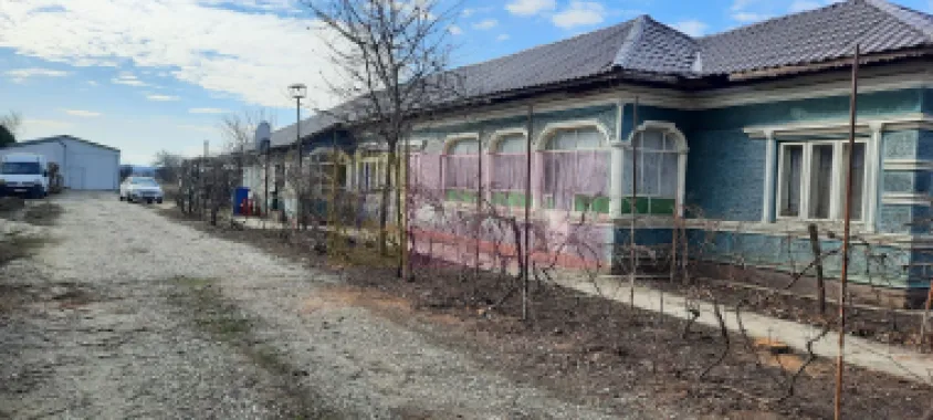 Hală producție Ambalaje Carton și casă locuibilă la 25km de București