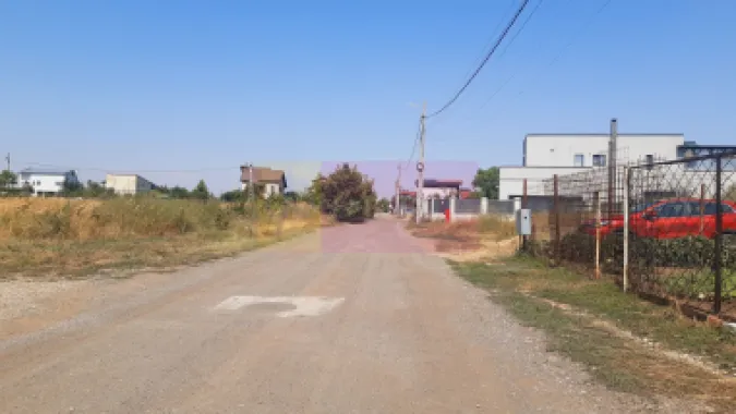 Teren foarte bun pentru mai multe case în Brănești