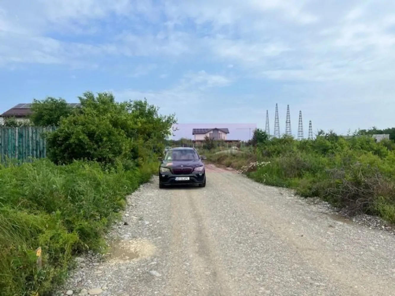 Teren Saftica- strada Albinelor. - Compania imobiliara Apulum 94 va propune un teren de 5444 mp situat in satul Saftica, Comuna Balotesti pe strada Albinelor.
Accesul catre teren se face din DN pe un drum pietruit si este o zona noua in plina dezvoltare.
Gazul si curentul sunt la aproximativ 70 metri. 
Pentru alte detalii si vizionare nu ezitati sa ma contactati pe nr 0733683446- Laura Ionescu.