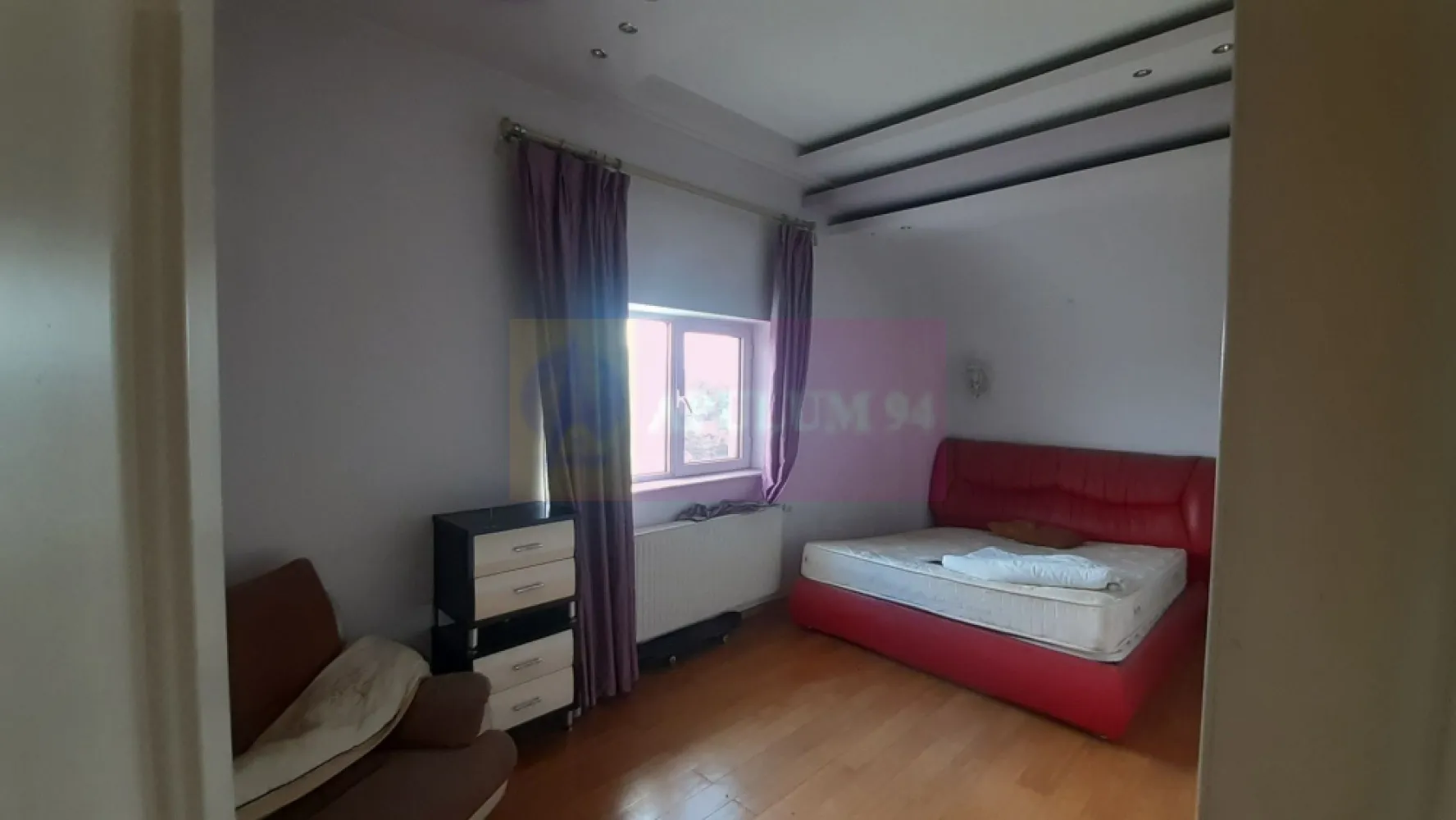 Două Etaje în Vilă în zona Voluntari de Închiriat