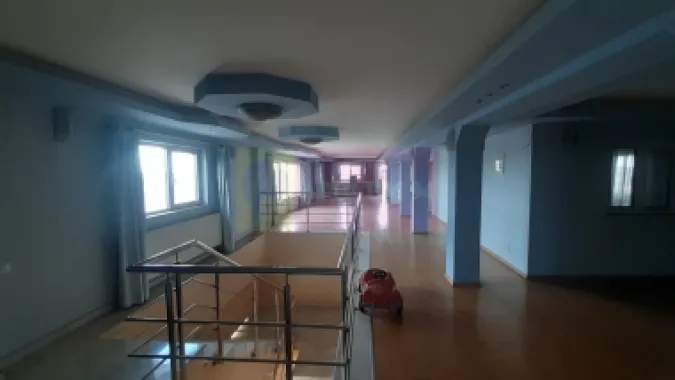 Două Etaje în Vilă în zona Voluntari de Închiriat