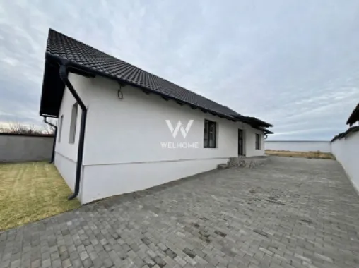 Casă pe un singur nivel – priveliște spre munți – Șura Mică