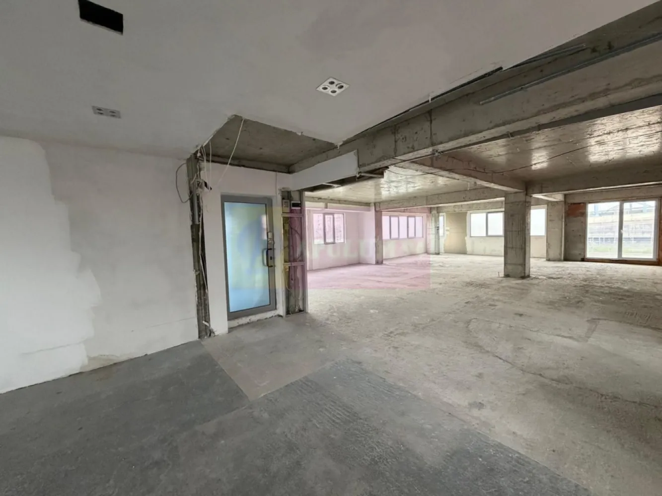 Bloc tip Boutique, Solid, Elegant și Bine Amplasat lângă Pasaj Pallady