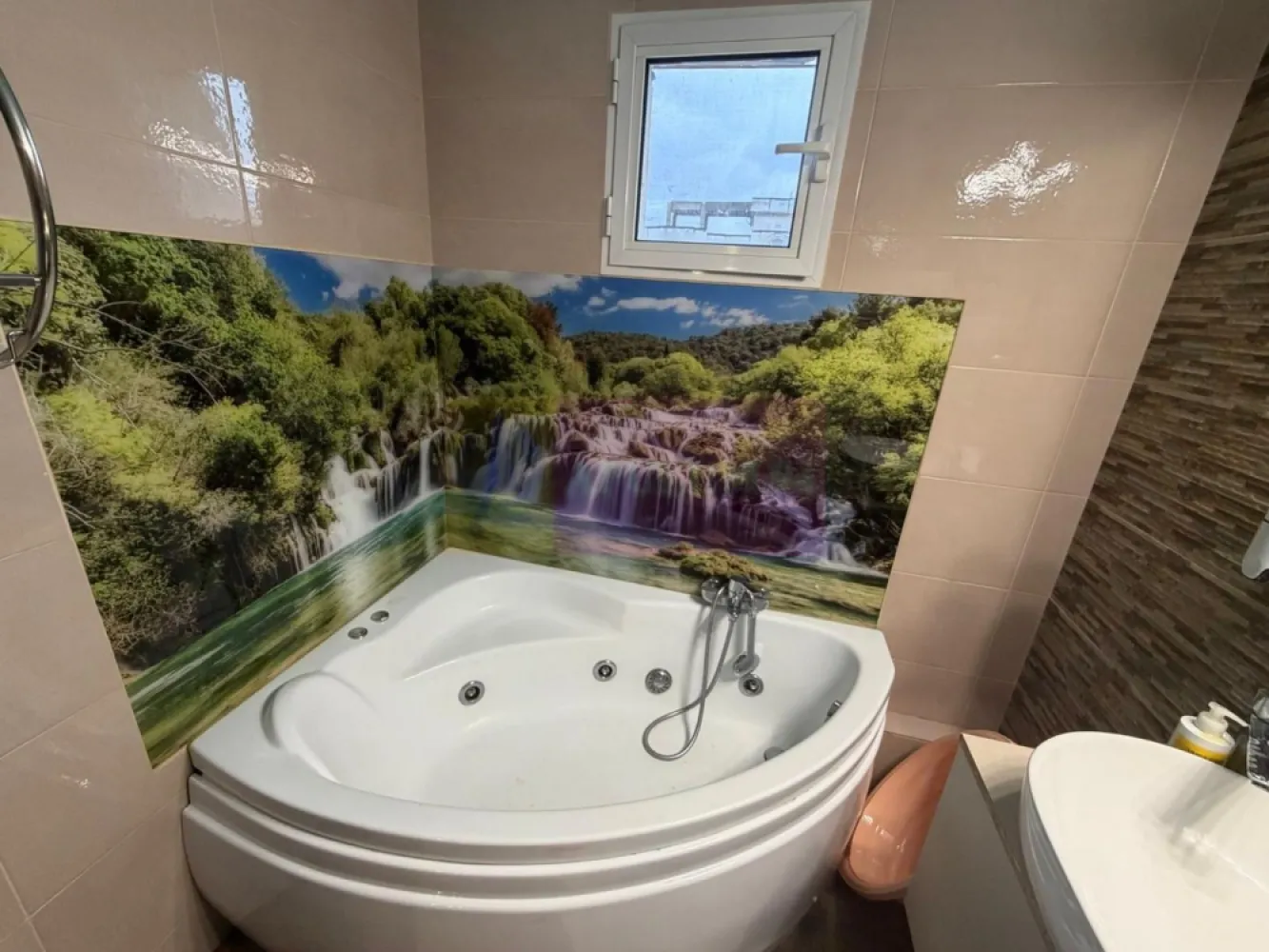 Apartament superb în apropiere de Parcul Tineretului și Metrou