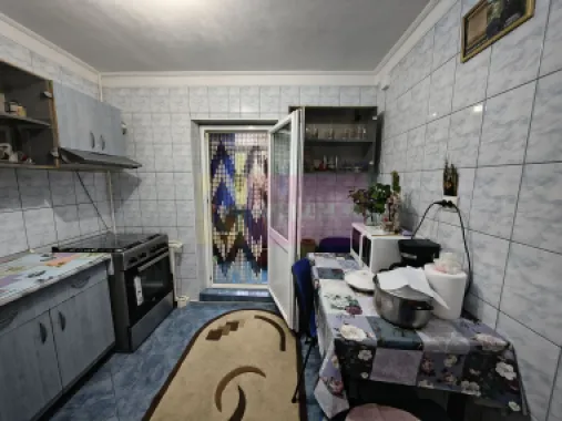 Apartament 3 camere confort 1 Decomandat Colentina- Maior Băcilă